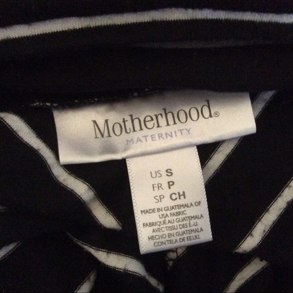 ❤️3/$15❤️ Motherhood Maternity Under or Over skirt - Picture 4 of 5